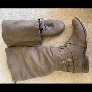 Brown fashion boots size 9